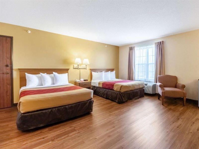 Econo Lodge Hadley Near University Exteriér fotografie