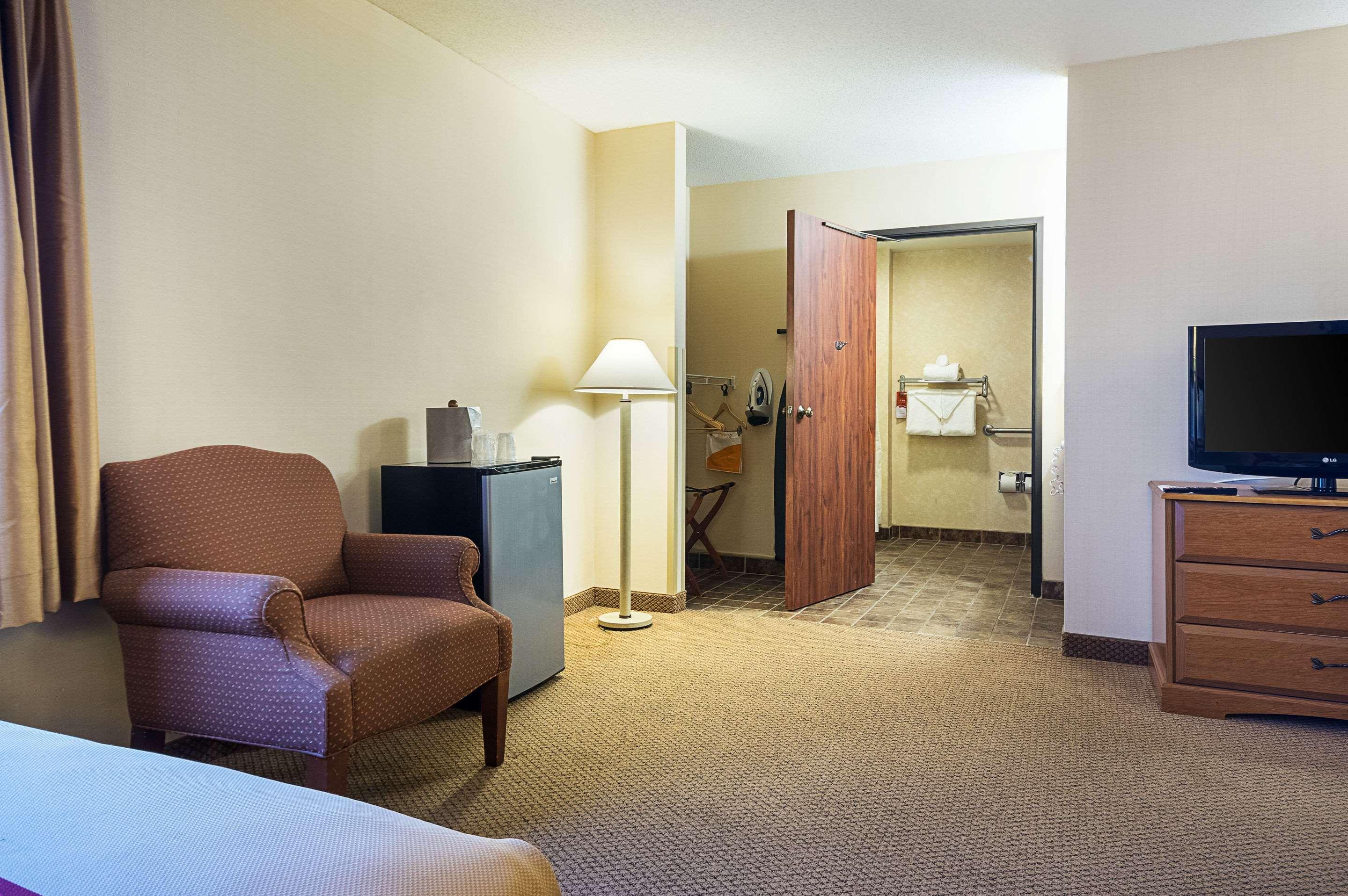 Econo Lodge Hadley Near University Exteriér fotografie